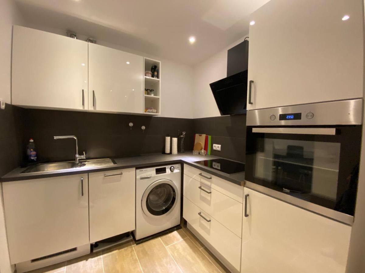 Duisburg Von Oben 3,5 Zimmer 8.Og Frisch Saniert Bagian luar foto