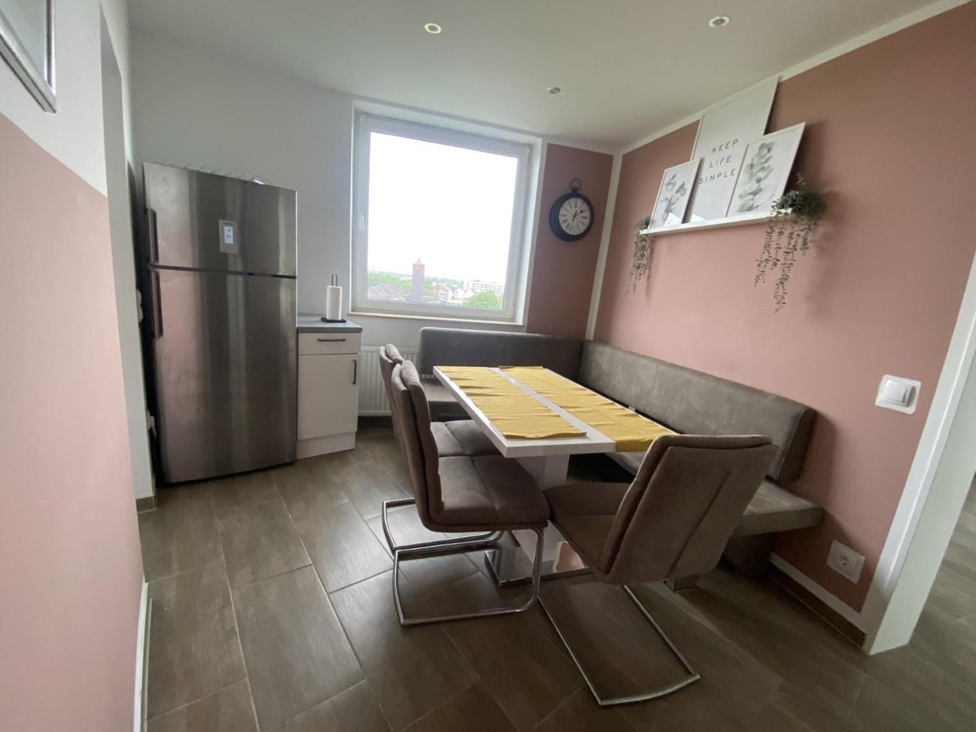 Duisburg Von Oben 3,5 Zimmer 8.Og Frisch Saniert Bagian luar foto